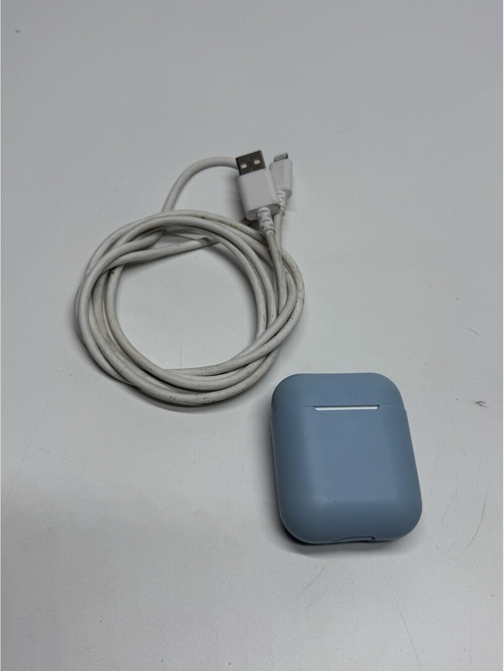 Apple AirPods 2nd Generation with Charging Case - White